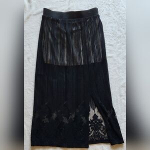 LIKE NEW Sienna Sky Black Lace Midi Skirt With Slit